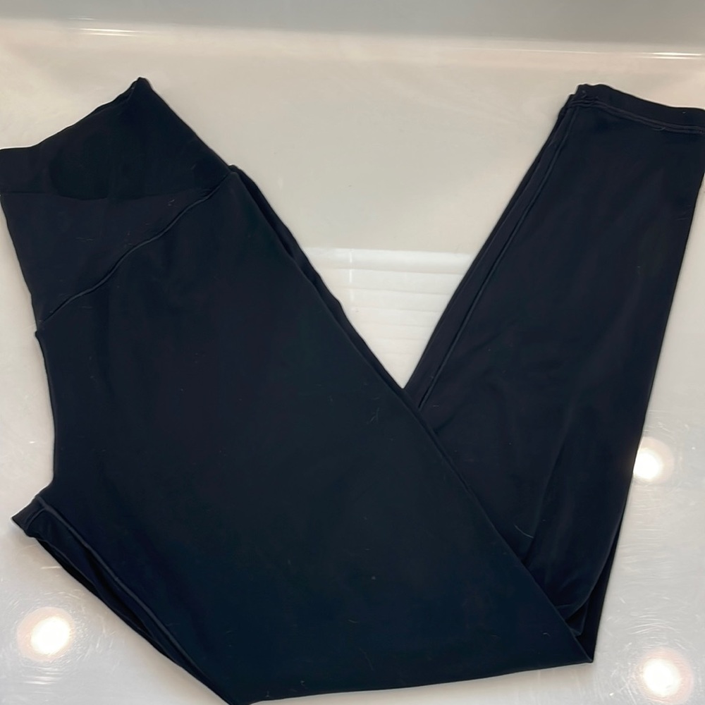 Aerie cross over, offline, real me  7/8 high-rise leggings. Size medium.Black.